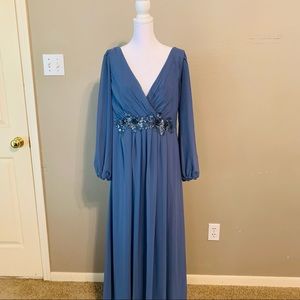 Beautiful Blue Chiffon Evening Gown Size 16
